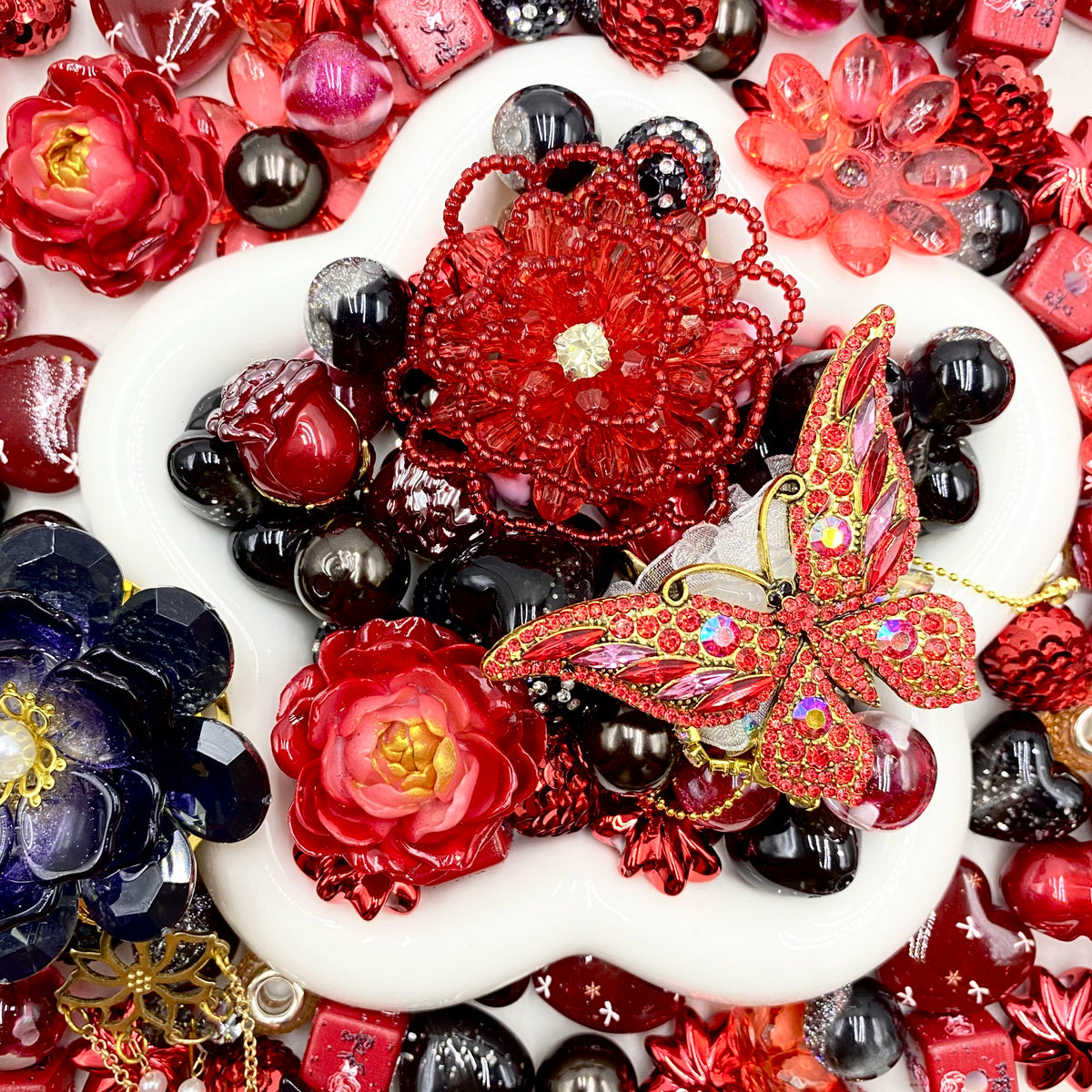 【Buy One Get One Equal Volume For Free】Scarlet Beads Mix for Pen(Miki)-BD