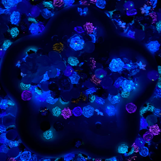 【Buy One Get One Equal Volume For Free】Lilac Mermaid Nail & Beads Mix-glow(miki)- NailC