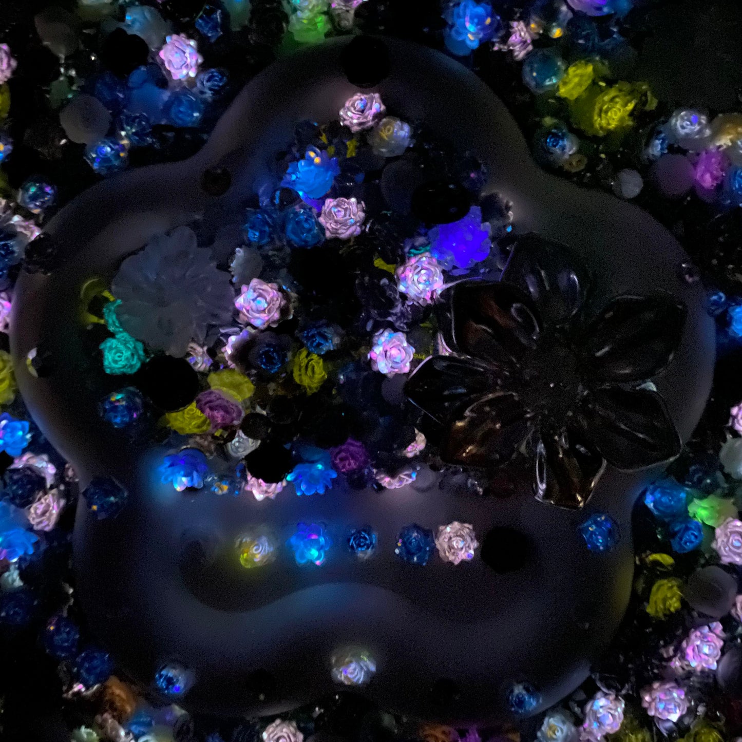 Black Ice - Nail Charm Mix glow(miki)- NailC