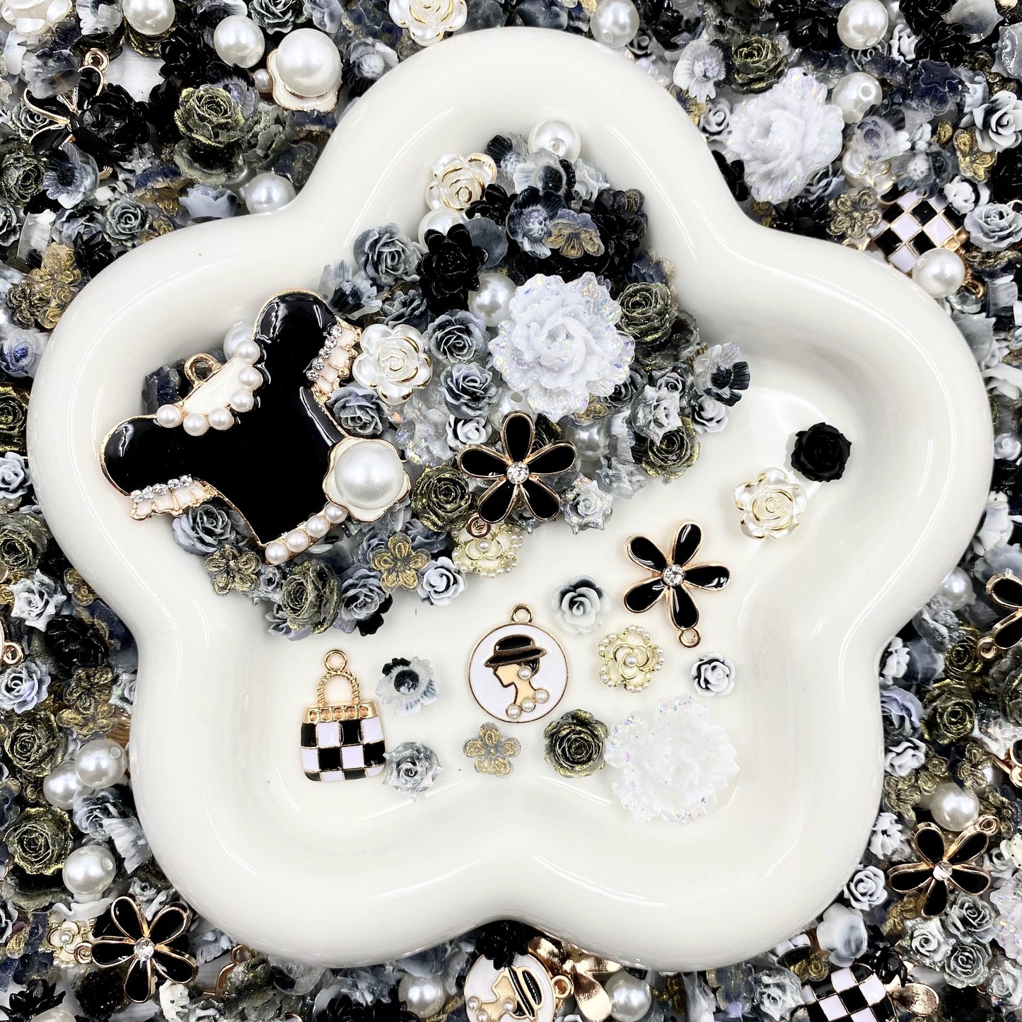 Paris at Night- Nail Charm+Metal Mix-glow(Miki) - NailC