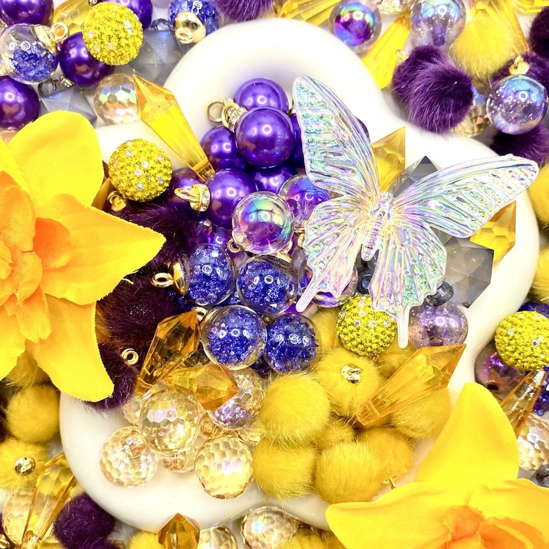 16mm Car Hanger/Ornament Making Beads Mix – 16mm Beads with Hooks, Acrylic/Resin/Glass Beads