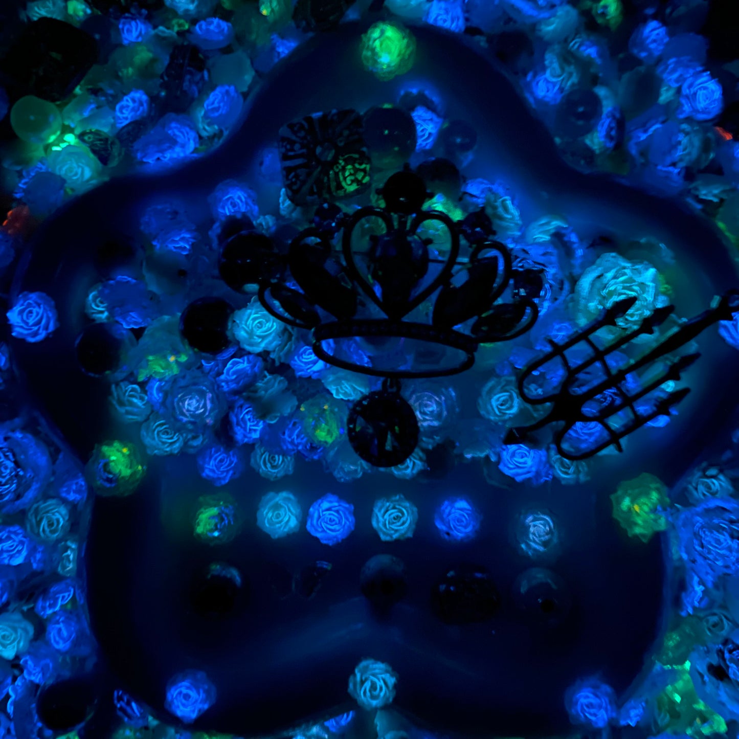 Crowned In Gold -  Nail & Beads Mix-glow(miki)- NailC