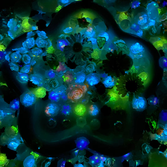 【Buy One Get One Equal Volumn For Free】Sunflower Mist Nail & Beads Mix-glow(miki)- NailC